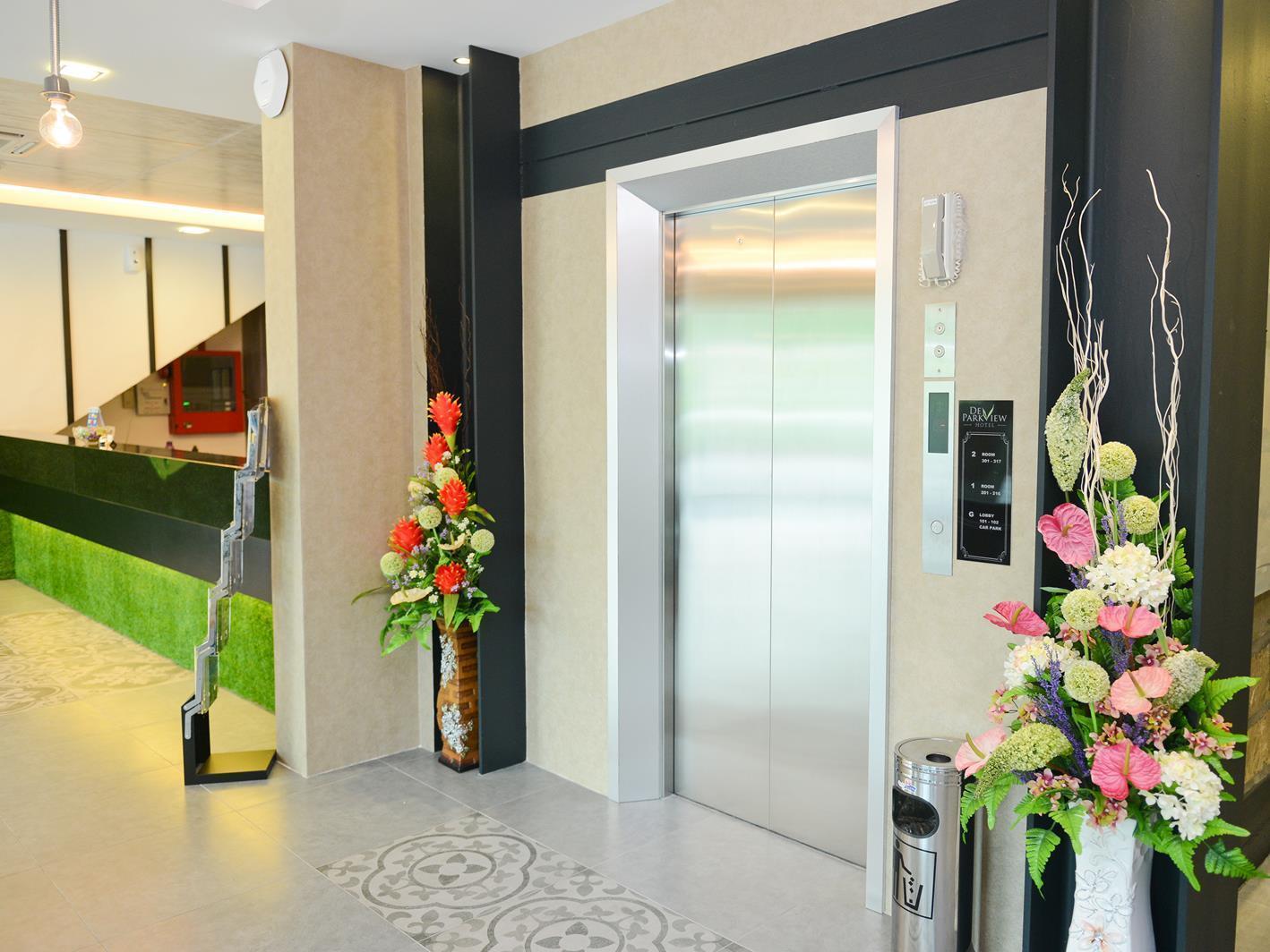 De Parkview 2*